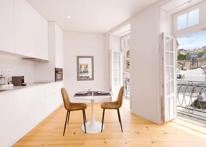 Inbloom 2 Apartman *