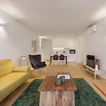 Apartment Inbloom 2