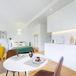 Apartment Inbloom 2
